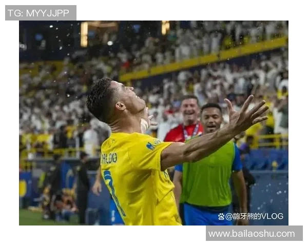 足球场上闪耀的明星们盘点有哪些球星参与过不同赛事的激烈角逐